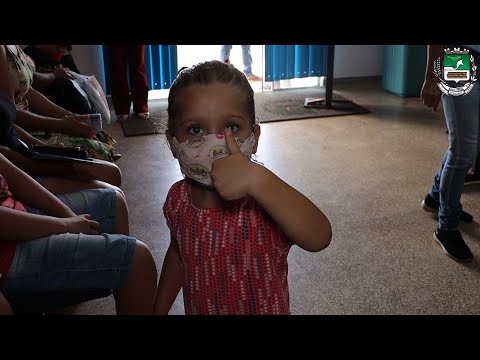 EM ITAÚBA CRIANÇAS COMEÇAM A SER VACINADAS CONTRA COVID