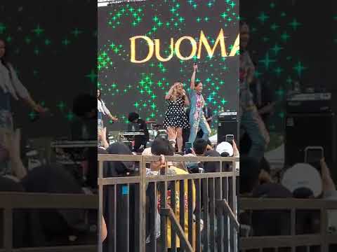 Pingkan Mambo lupa..sebut nama Bunda Maia pake Ahmad waktu Konser di Bandung & nyanyi"Ratu Sejagat"