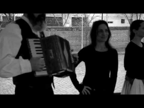 'A Figliola - Menza Cutrisa ( Tarantella di Cutro, Calabria)