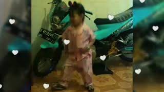 Download lagu Viva video Bilang cinta goyang patah patah mp3