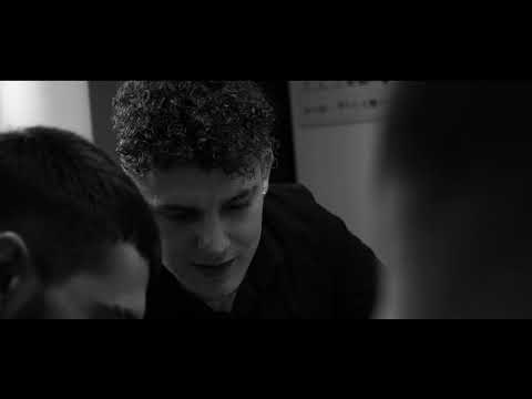 ADRIcG X GODIE 08 - GOLPE EN LA MESA