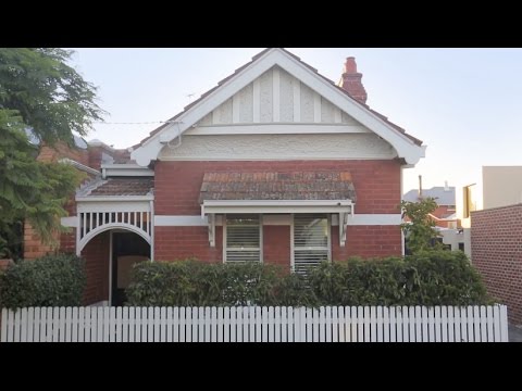 Marshall White: 18 Fraser Street Middle Park