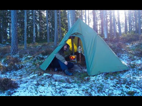 Winter Storm Hot Tent - Camping and Bushcraft - Stone Baked Pizza - 3 Days Hike