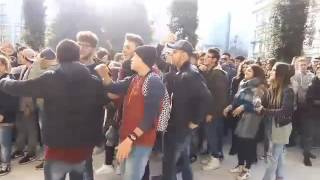 scuole-esplode-la-protesta-davanti-alla-provincia