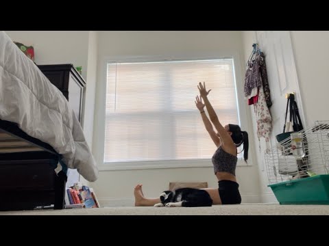 EXCLUSIVE: Day 63 of 67 Days 18 min Beginner Vinyasa Yoga Flow