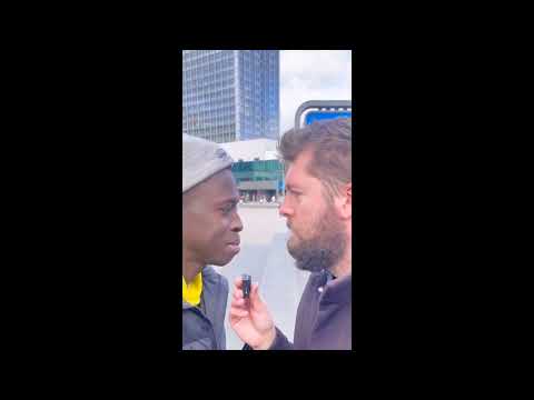 "Ich habe in ubahn gekackt"