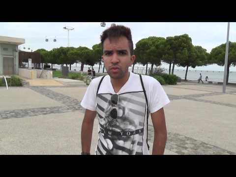 Moda Teatro e Afetos para Joni Angélico