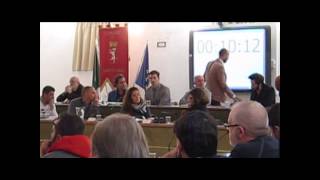 preview picture of video 'Presentazione Petizione No Inceneritori Si RifiutiZero in Consiglio Comunale 30.10.2014.'