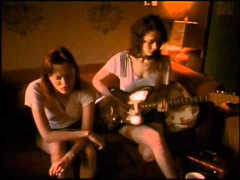 Karen Elson and Melissa Auf der Maur - Devil's Plaything (Danzig Cover)