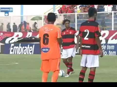 Golaço de Falya em chute forte x Nova Iguaçu [12-02-2012]