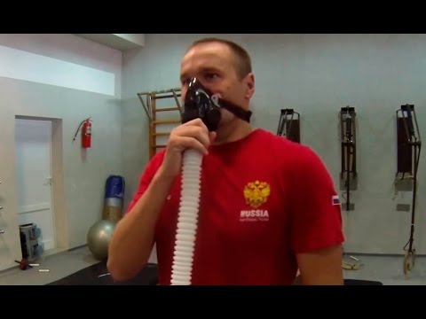 При остеохондрозе есть неприятное ощущение в горле Болит спина посередине в ребрах