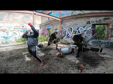 HOLY GRINDER - MENTAL TERRORIST @ PAPER MILL