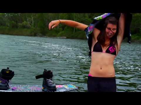 download lagu mp3 mp4 Bec Gange, download lagu Bec Gange gratis, unduh video klip Bec Gange