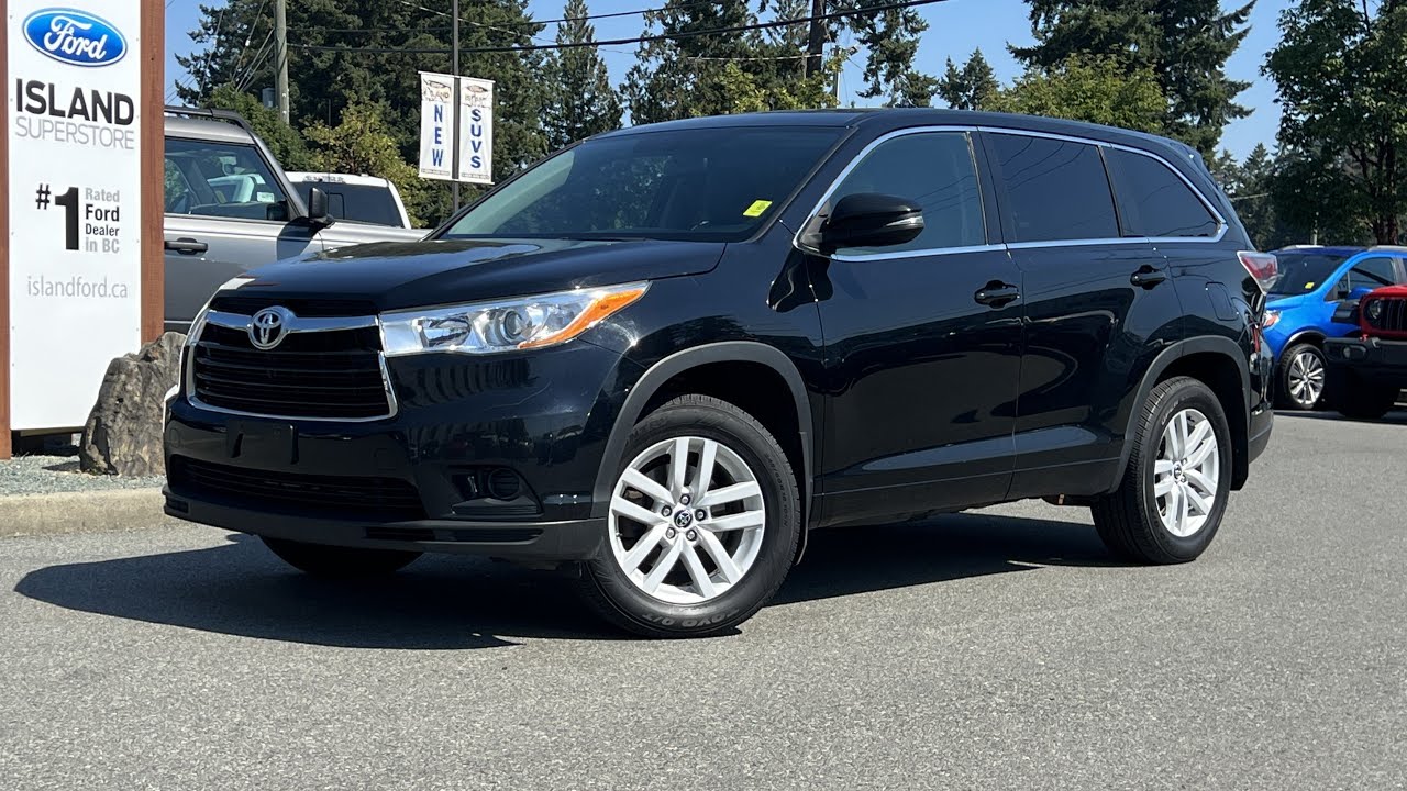 2016 Toyota Highlander LE + CD Player, Bluetooth, Air ...