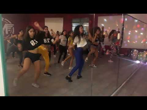 Calma na sentada - Clase Paula Amoedo