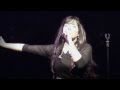 Indila-Tourner dans le vide Live 