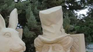 preview picture of video 'Sculptures made ​​from sand (Sand Art): Alice in Wonderland. An exhibition in Tel - Aviv, Israel'