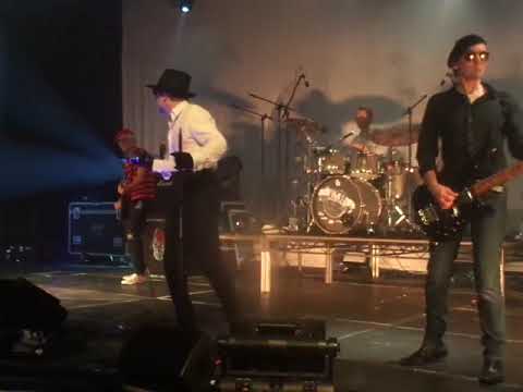 The Damned "Smash It Up" live at Cardiff Uni 31/03/23