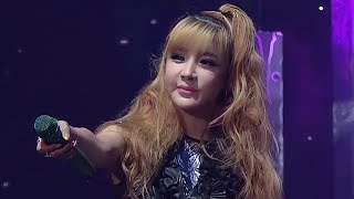 2NE1 - Lonely [1st Concert Nolza] Live HD