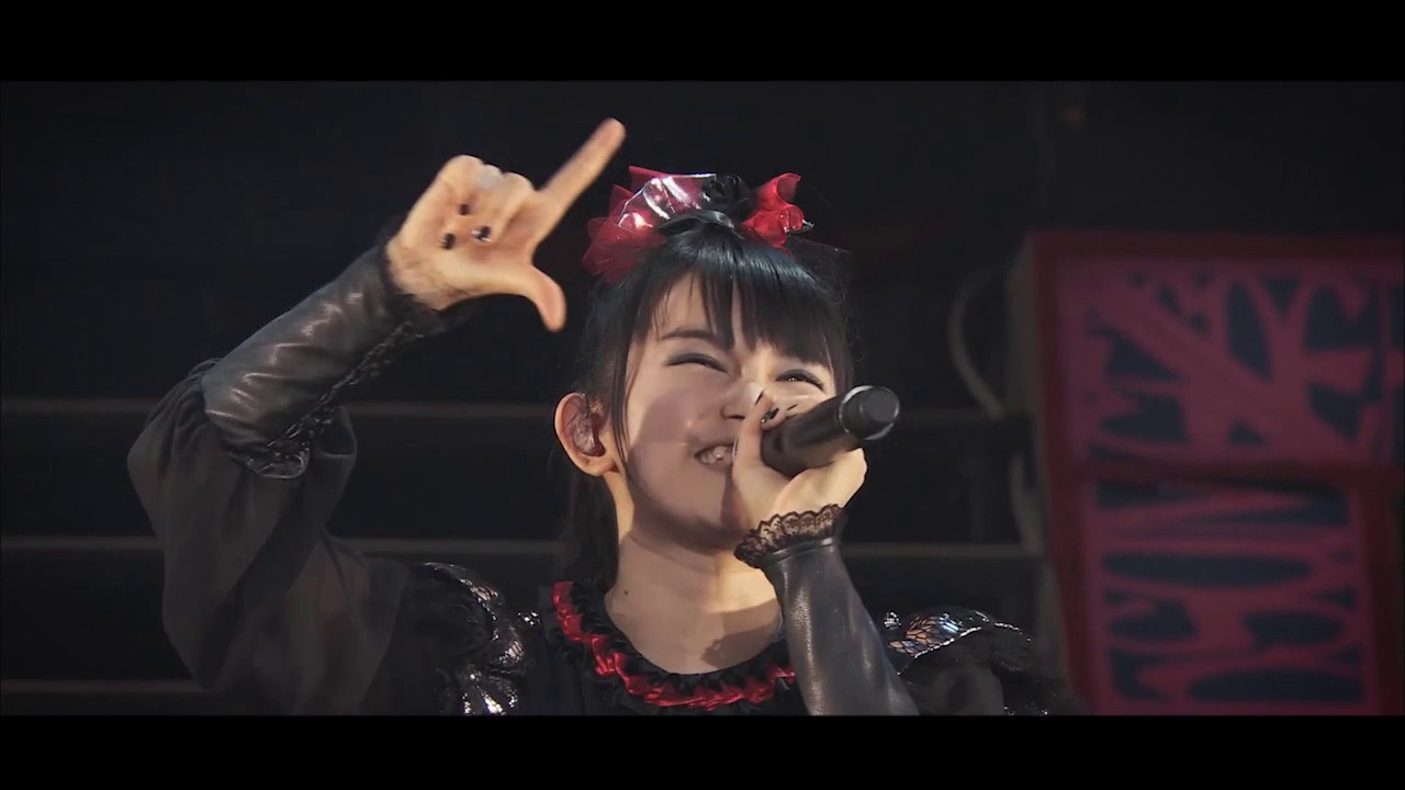 BABYMETAL - Gimme chocolate Tokyo Dome  (Live compilation)