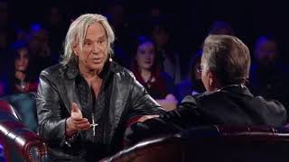 Mickey Rourke ESCUPE Y ATACA A HOLLYWOOD video