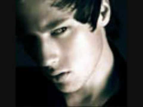 Sinith & Ultraform - The Night Before