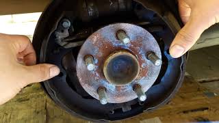 2003 - 2008 Toyota Matrix Rear Drum & Brake Shoe Replacement Part 1