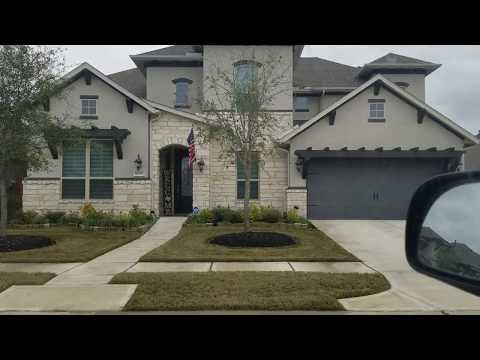 TOWNE LAKE 8 PICARDY HOMES