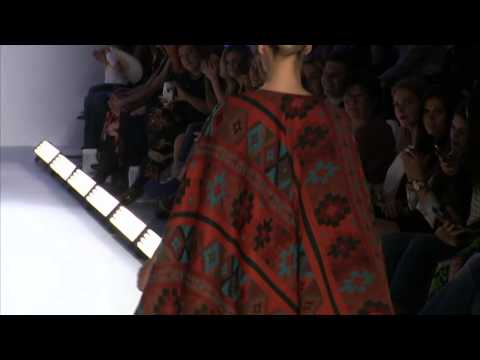 Panos Apergis catwalk @17th AXDW