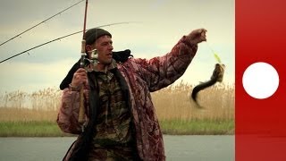 Astrakhan, pescare sul Volga - life