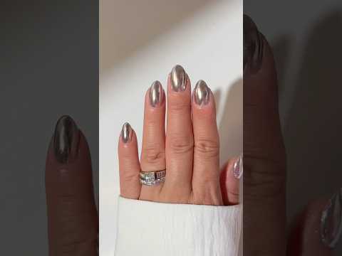 ✨😱 I Tried the Viral Chrome Powder Nail Hack – INSANE Results! #nails #glitternails #chromenails