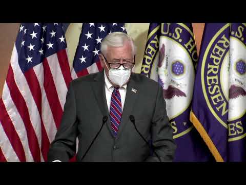 Hoyer: Trump 'needs to sign this bill'