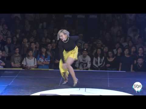 SDK ASIA 2016 Finals - Waacking 1on1 - EL J  Vs Maya