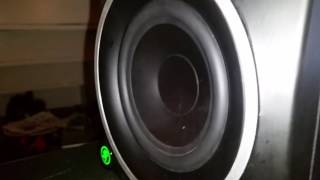 Video thumbnail for Mackie mr5 mk3 bass test by Sample.