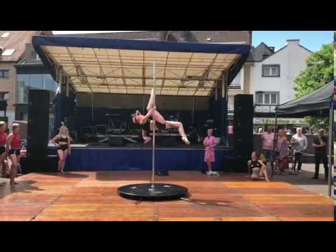 Zondagsmarkt Genk 2018 - Ineke