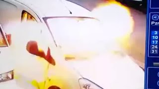 Do not smoke in a car with LPG