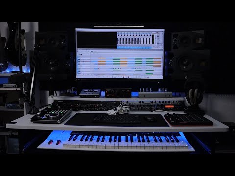 Home Studio Tour | What's new on my desk? | Kouz Made It!