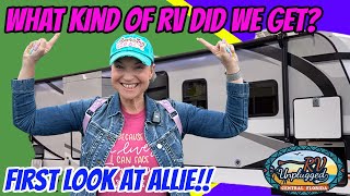 First look at our new RV | What did type of RV did we get? @alliancerv @rvunplugged