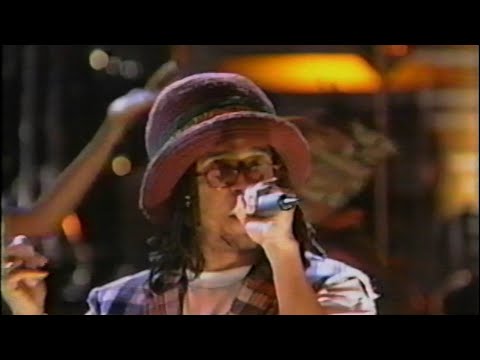 Arrested Development - Ease my mind (Live in The Arsenio Show, 18/5/1994)