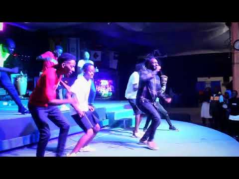Kris Erroh Katikia Yesu ft Chrome Dance Crew 🔥🔥 at Calvary Covenant Church Komarock