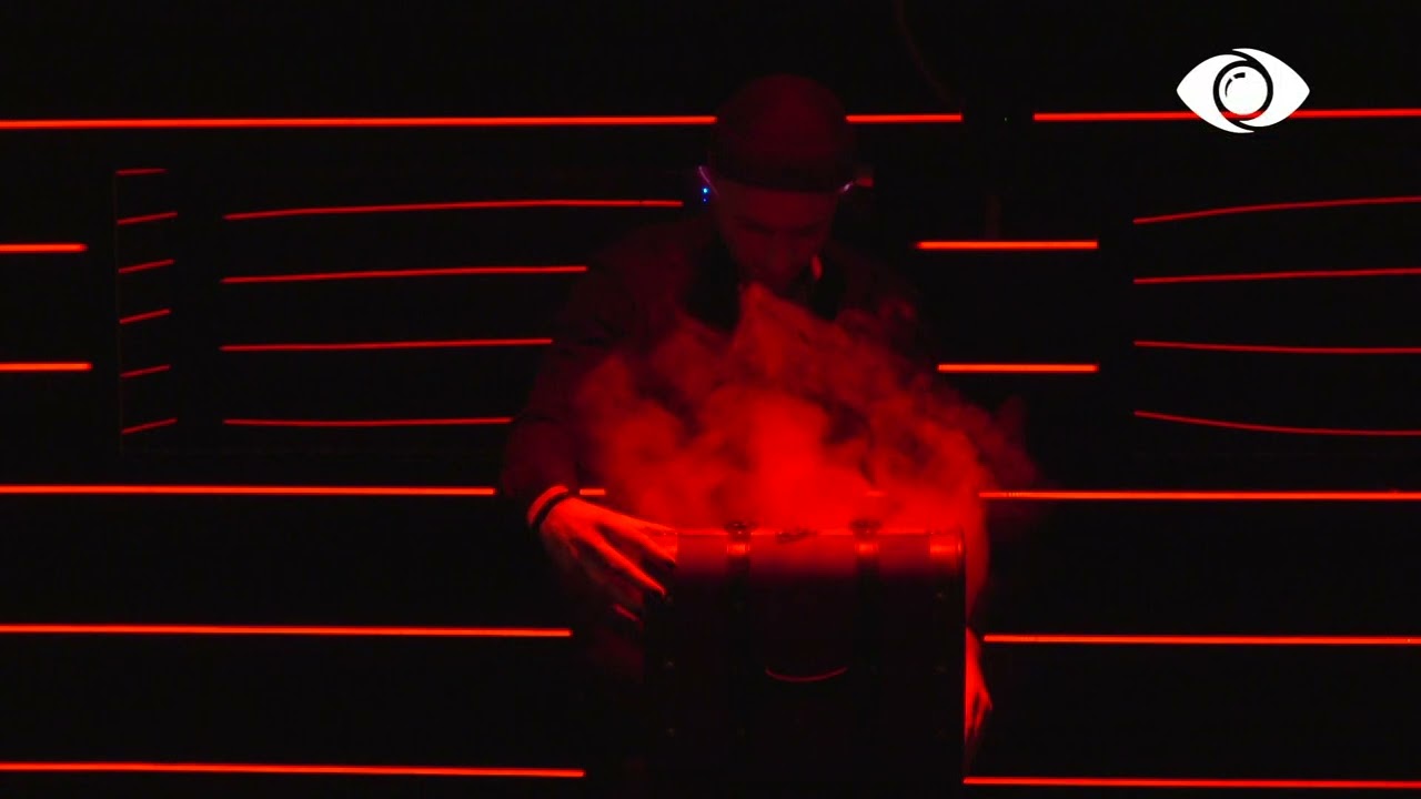 Një tjetër banor përpara zgjedhjes, Kristi përballë Kutisë së Pandorës