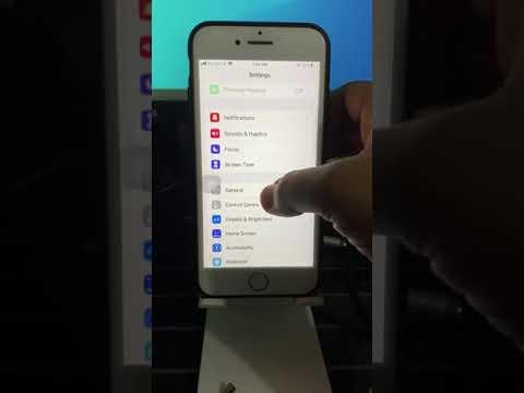 iOS 15.1 on iPhone 7