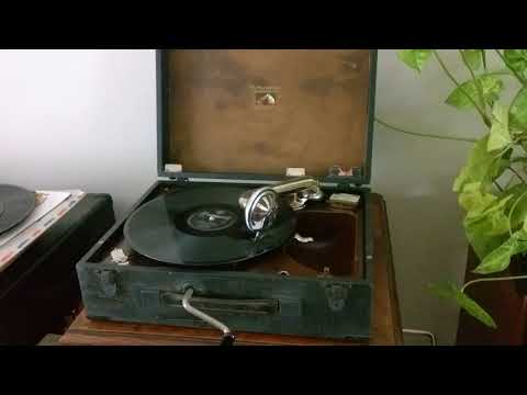 The Four Aces - Love Is A Many Splendored Thing - HMV 99 Gramophone - Brunswick 78rpm