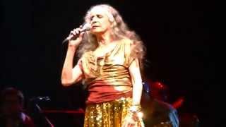 MARIA BETHÂNIA - VENTO DE LÁ / IMBELEZÔ EU - 26º PMB - BRASÍLIA - 26.11.2015