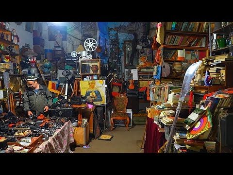 Mercatini delle pulci e spazi d'antiquariato tengono viva la storia