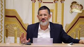 שיעור מחזק עם הרב יוסף חיים גבאי שליטא והרב אייל עמרמי שליט"א (הרב יוסף חיים גבאי) - התמונה מוצגת ישירות מתוך אתר האינטרנט יוטיוב. זכויות היוצרים בתמונה שייכות ליוצרה. קישור קרדיט למקור התוכן נמצא בתוך דף הסרטון