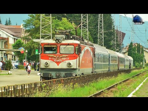 Delfinul 477-821-9 & IR1634 Brasov-Bucuresti Nord  in Gara Predeal Station - 07 August 2017