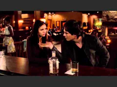 The Vampire Diaries - 4x02 - Elena feeds on Damon