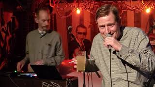 Andreas Dorau - Ab + Stoned Faces Don't Lie (Lyrics, Hotel Shanghai, Essen, 2024)