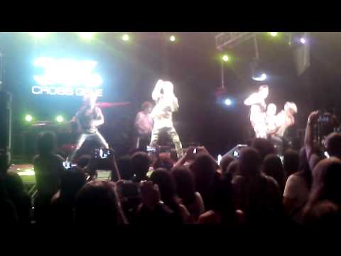 Cross Gene - Play With Me (Live In Brazil) 150710